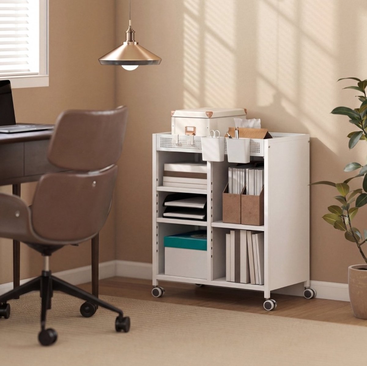 REDOM- Boekenkast op wielen - Verstelbare planken - Open kast - Haken en hangkorven - Metaal - Wit - 53 x 34 x 69,5 cm