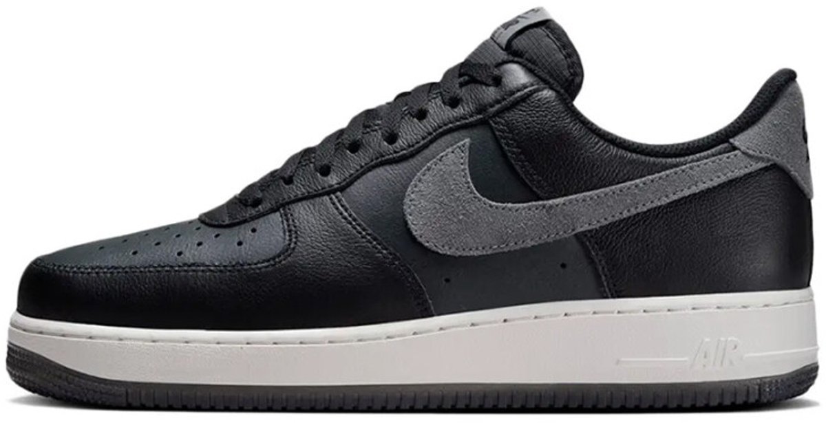 Nike Air Force 1 ‘Smoke ‘ Zwart