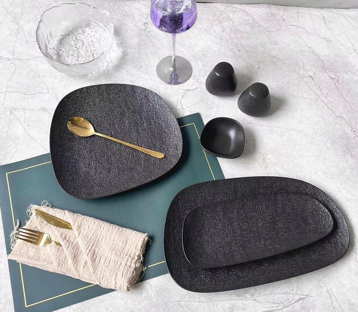 Royalty Line® DS28W Serviesset - 28 Delig - 6 Persoons - Porselein Servies Set - Wit
