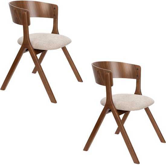 Twee houten eetkamerstoelen met gebogen rugleuningen en beige zittingen, naast elkaar geplaatst.