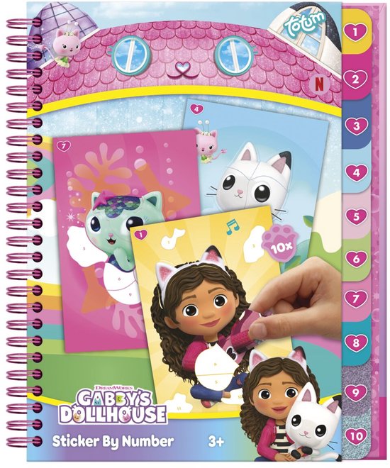 Gabby's Poppenhuis 'Sticker by Number' boek met stickers van Gabby, Pandy Poek, DJ Catnip en Cakey Cat. Met 10 stickerpuzzels en kleurplaten.