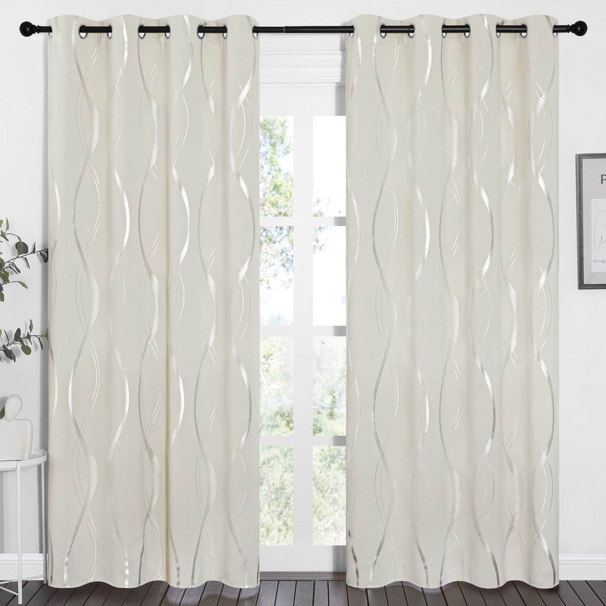 Dailygoods- Verduisteringsgordijn 2 Stuks - Lichtbeige - Geometrisch Zilverkleurig Patroon - 140 x 245 cm - Warmte-isolatie - UV-bescherming - Raamgordijn