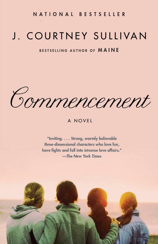 Couverture du livre : Commencement, par J. Courtney Sullivan. Quatre silhouettes d'amis au coucher du soleil.