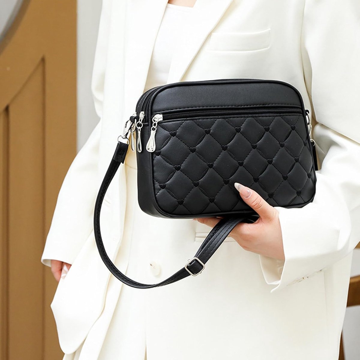 Schoudertas voor mobiele telefoon voor dames, PU-leer, crossbody bag, schoudertas, handtas, klein, stijlvol, zwart geborduurd hartruit, handtas met afneembare schouderriem voor dames