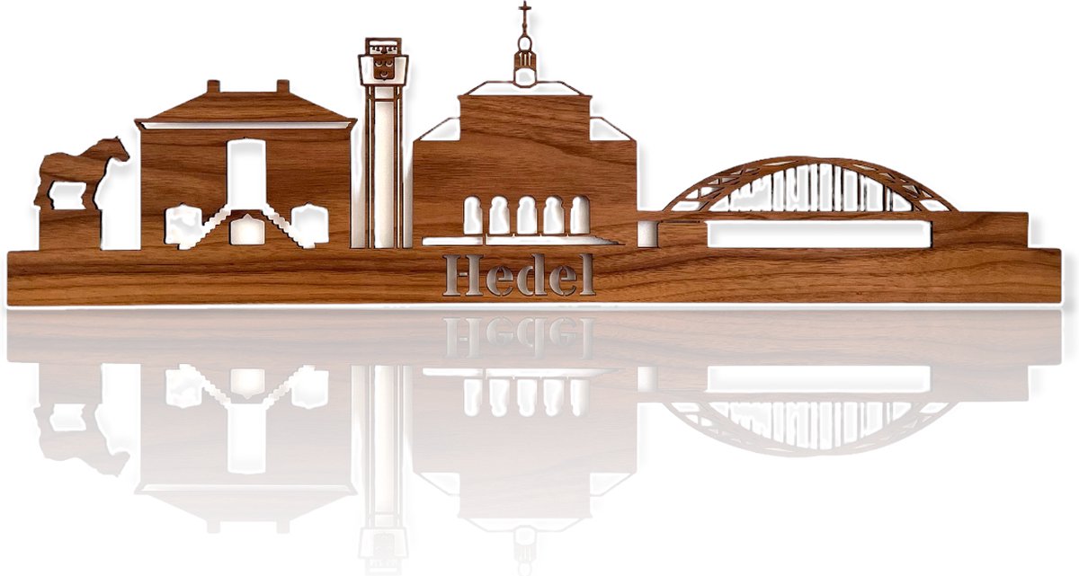 Skyline van Hedel met katholieke kerk - Notenhout - 60cm - Wanddecoratie van hout