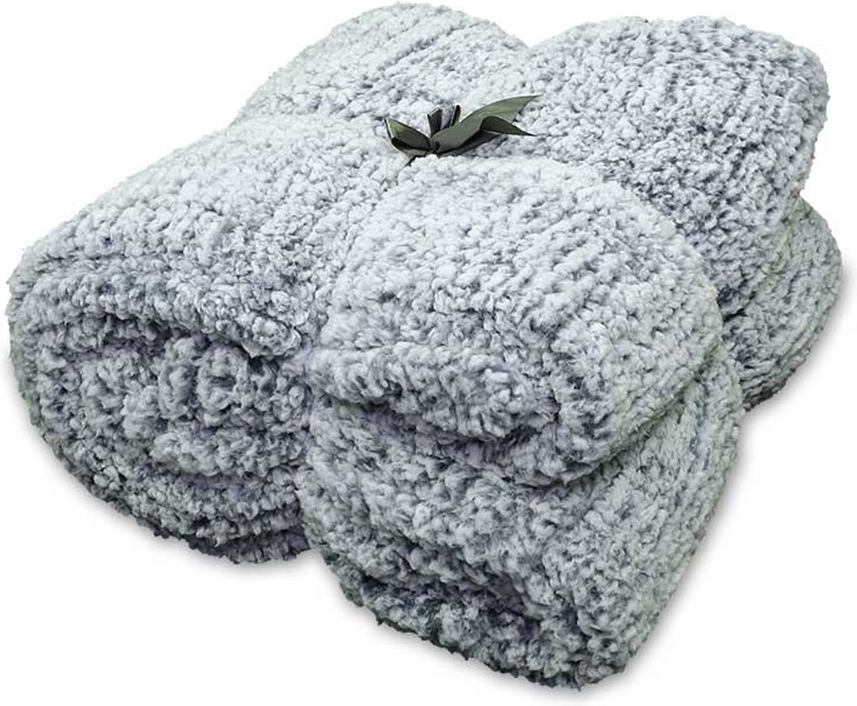 D- Unique Living - Plaid Knut 150x200cm Dark Blue
