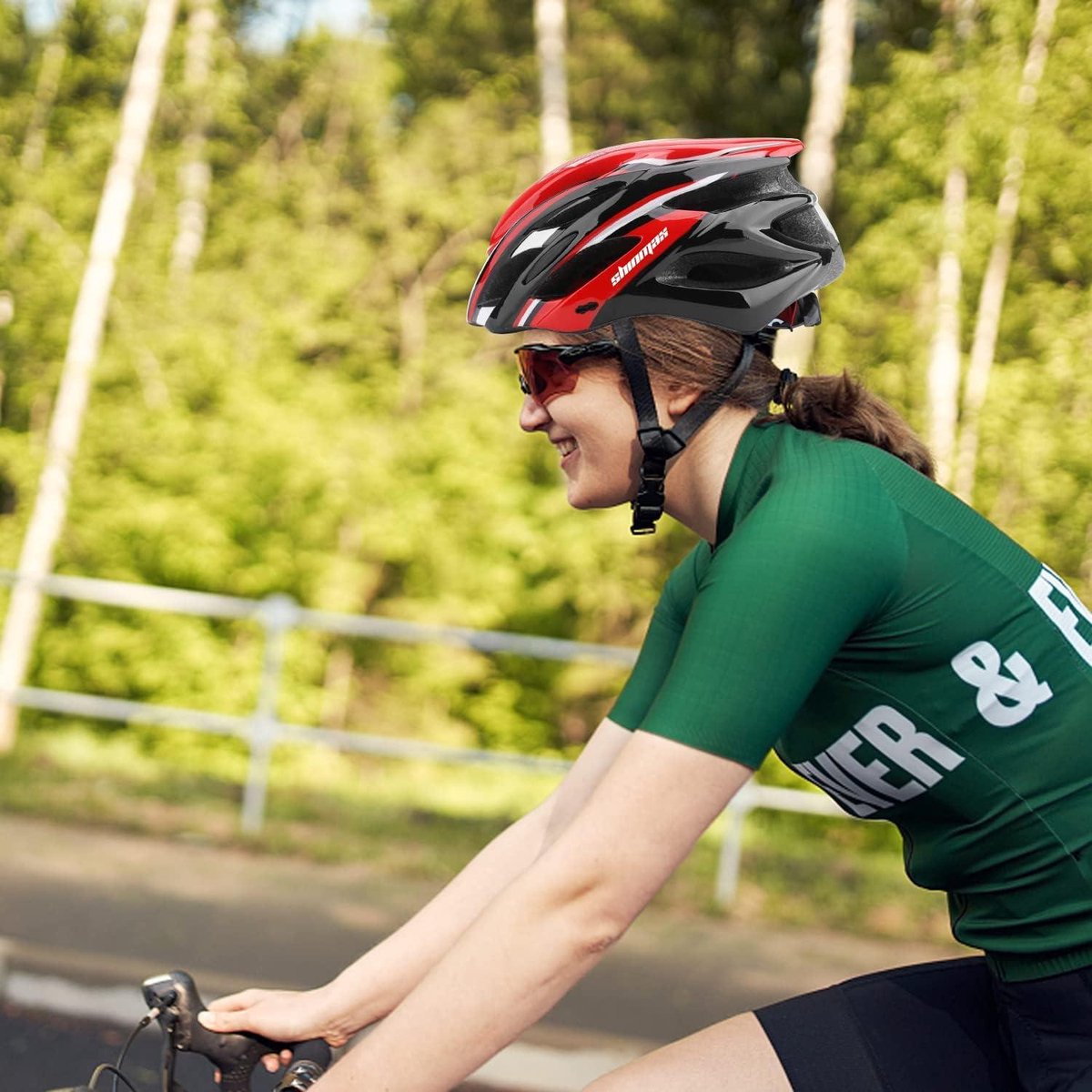 Verstelbare Fietshelm met CE-certificaat voor Heren en Dames - Racefietshelm met Afneembare Zonneklep en LED-achterlicht - Superlicht - Mountain Skateboarden - Maat 57-62 CM