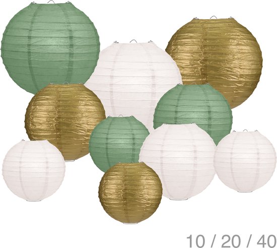 Une couronne de pompons et de feuilles pour un mur DIY ! - Marie Claire
