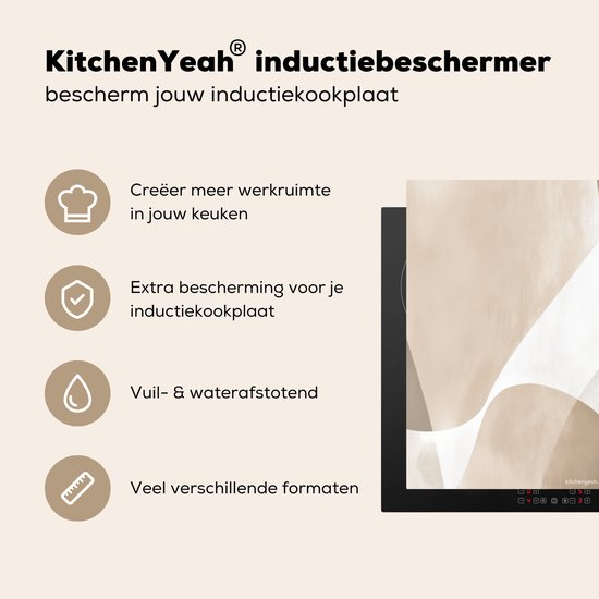 Inductiebeschermer met abstract beige patroon, met tekst 'Creëer meer werkruimte', 'Extra bescherming', 'Vuil- & waterafstotend'.