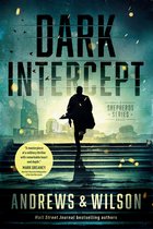 Boekomslag van Dark Intercept met silhouet van een rennende figuur op een trap voor een verlichte stadsskyline.