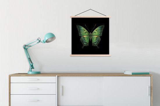 Posterhanger incl. Poster 90x90 cm - Schoolplaat - Vlinder - Groen - Diepte - Textielposter - Blanke latten