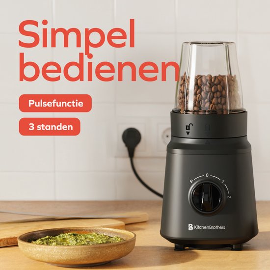 Zwarte KitchenBrothers blender met koffiebonen in de kan, 3 snelheden en pulsefunctie. Tekst 'Simpel bedienen'.