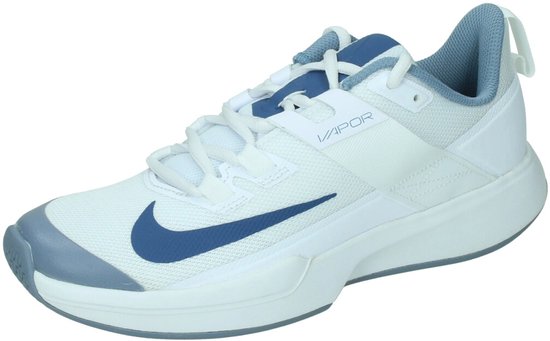 Nike court vapor lite de couleur blanche.