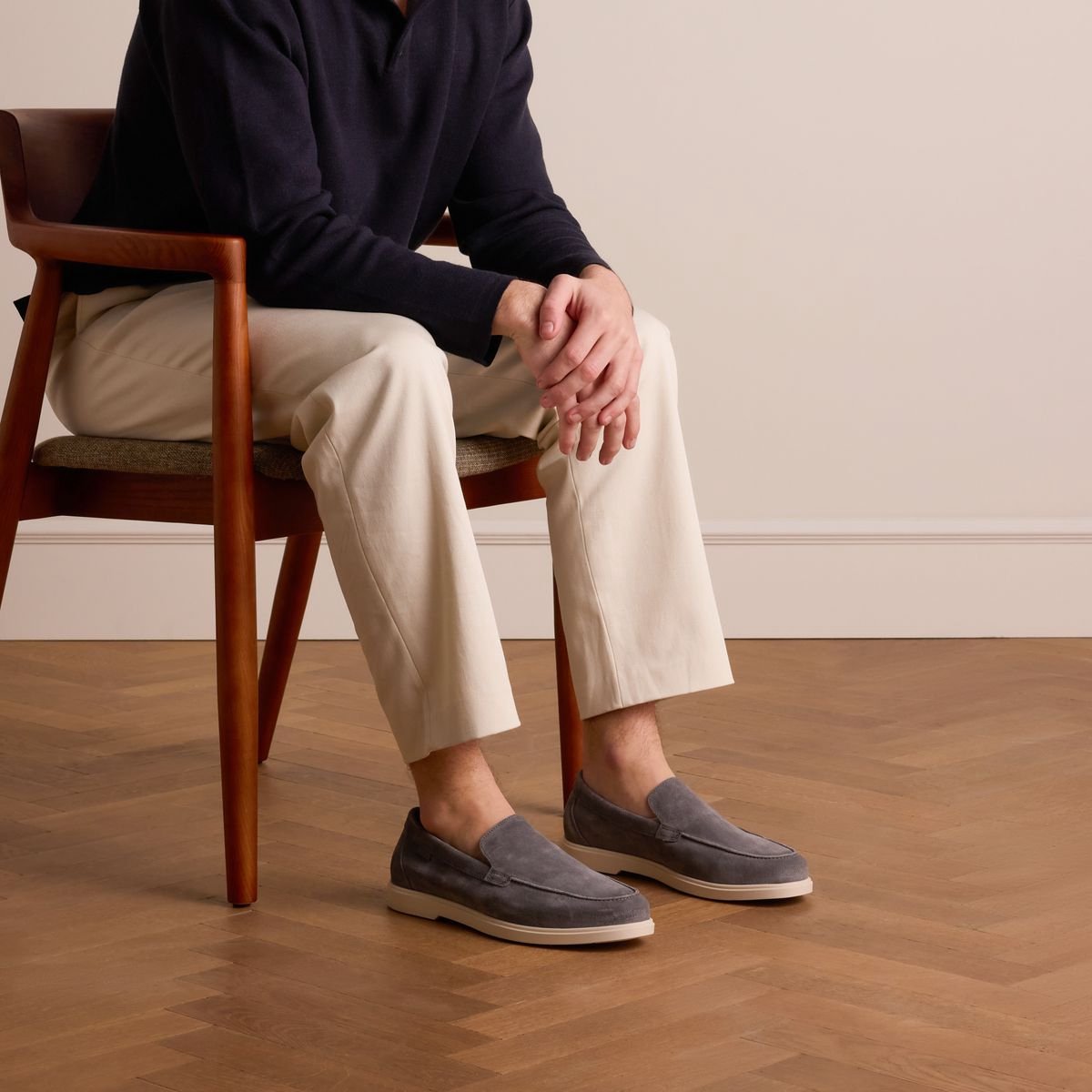 Manfield - Heren - Grijze suède loafers - Maat 46