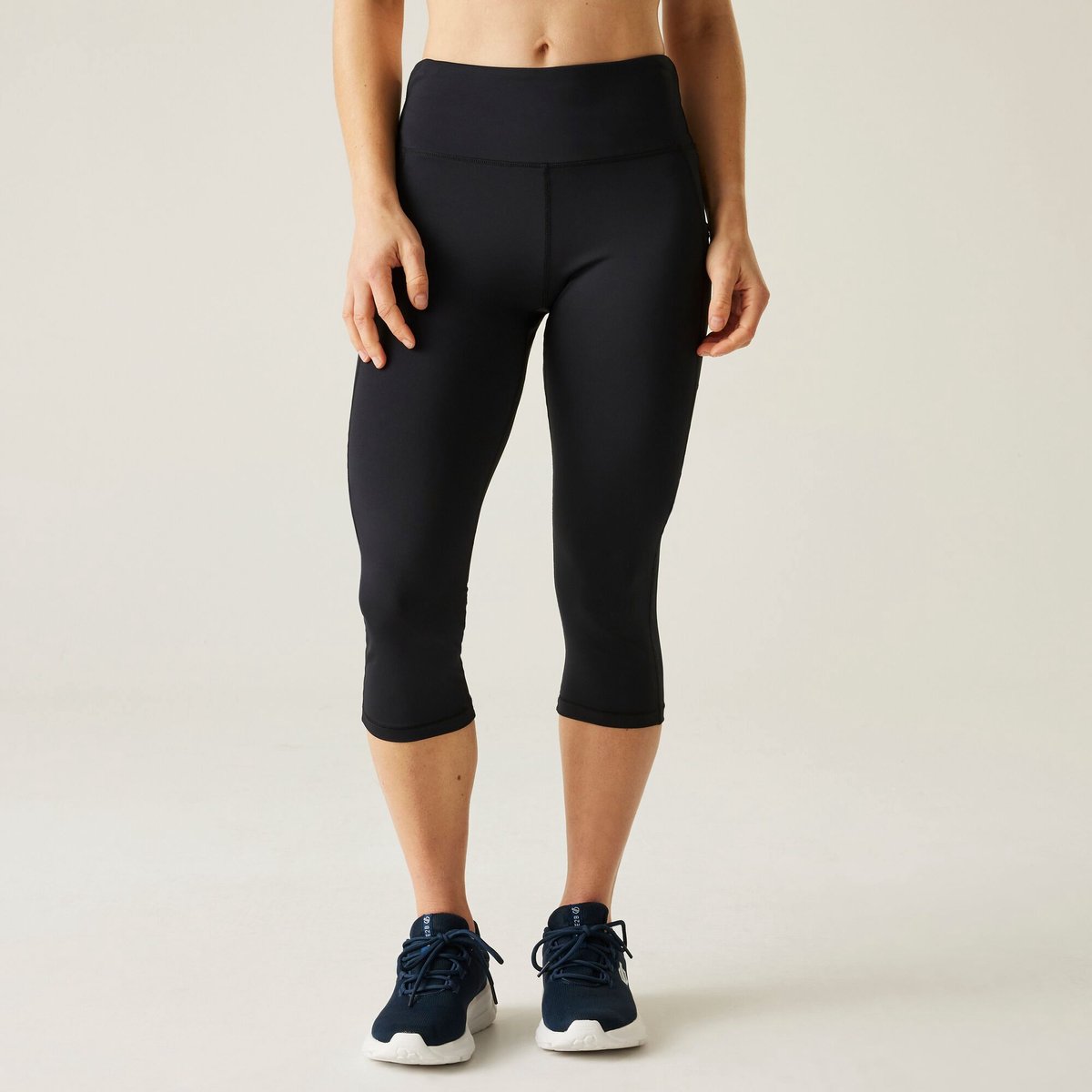 INVLOEDRIJKE II 3/4 LEGGING
