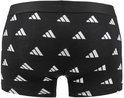 Achterkant van zwarte boxershorts met herhaalde witte Adidas-logo's.