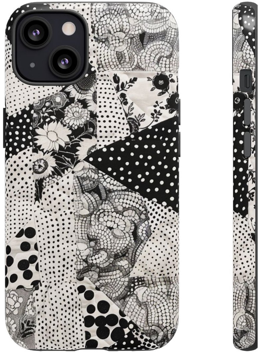 Zwart-Wit Patchwork met Bloemen en Stippen – Telefoonhoesje Geschikt voor iPhone 13