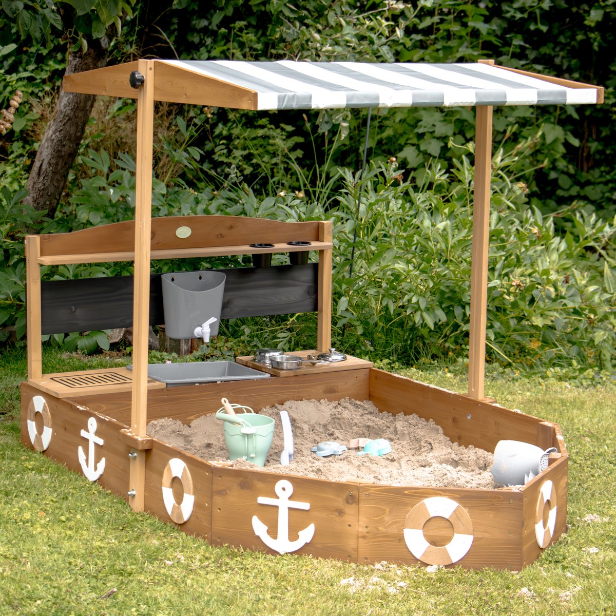 AXI Dora Boot zandbak met speelkeuken en dak (UV50) 160 x 100 cm Antraciet/bruin – Met krijtbord en opbergruimte - Inclusief gronddoek - 10 jaar garantie! — afbeelding 11