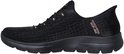 Zwarte Skechers instapper met roze accenten en 'SKECHERS SLIP-INS' tekst op de hiel.