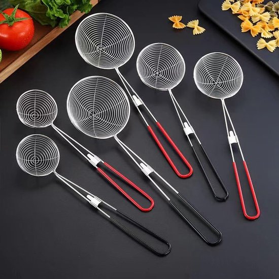 RVS Zeef Set 6 Stuks - Parelvormige Lepelzeef voor Hot Pot - Draadhandvat Kookzeef - Geschikt voor Gehaktballen en Soep - Keukenoliefilter voor Frituurvet - Zwarte Zeef met Drie Afmetingen — afbeelding 3