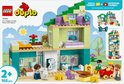 Boîte de LEGO Duplo 10470 Maison familiale moderne 3-en-1 avec des images du jouet et le logo.