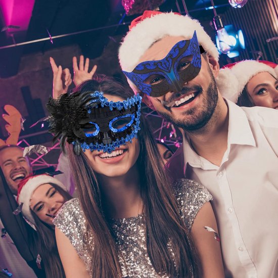 Het Zwarte Venetiaanse Masker Van Carnaval Stock Afbeelding - Image of
