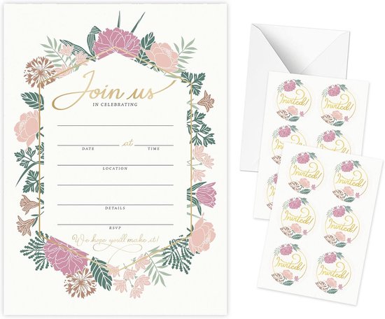 Uitnodiging met bloemenkrans en gouden tekst 'Join us', naast enveloppen en ronde 'Invited!' stickers.