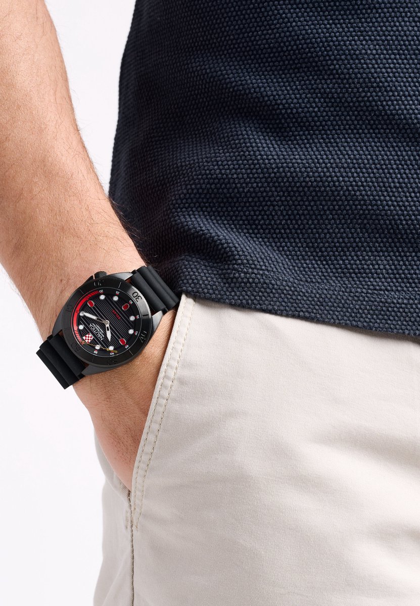 Nautica Nautica Vintage Quartz Analoog Horloge Zwart Material 100% Roestvrij Staal 100% Siliconaarmband 44 mm NAPNVF502, NAPNVF503