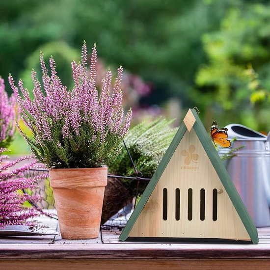 Vlinderhuis dennenhout - Insectenhotel voor tuin - Natuurkleur