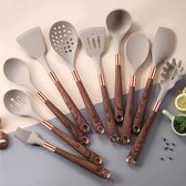 11-Delige Keukengerei Set met Houder – Taupe/Warmgrijs Silicone – Walnoten Houtlook – Hittebestendig & Vaatwasserbestendig – Luxe Keukenaccessoires