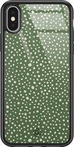 Casimoda® hoesje - Geschikt voor iPhone Xs - Green Dots - Luxe Hard Case Zwart - Backcover telefoonhoesje - Groen