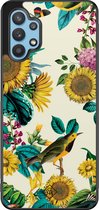 Casimoda® hoesje - Geschikt voor Samsung Galaxy A32 5G - Zonnebloemen / Bloemen - Zwart TPU Backcover - Bloemen - Geel