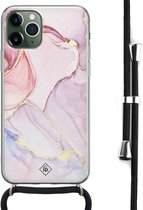 Casimoda® hoesje met koord - Geschikt voor iPhone 11 Pro - Marmer roze paars - Afneembaar koord - Siliconen/TPU - Paars