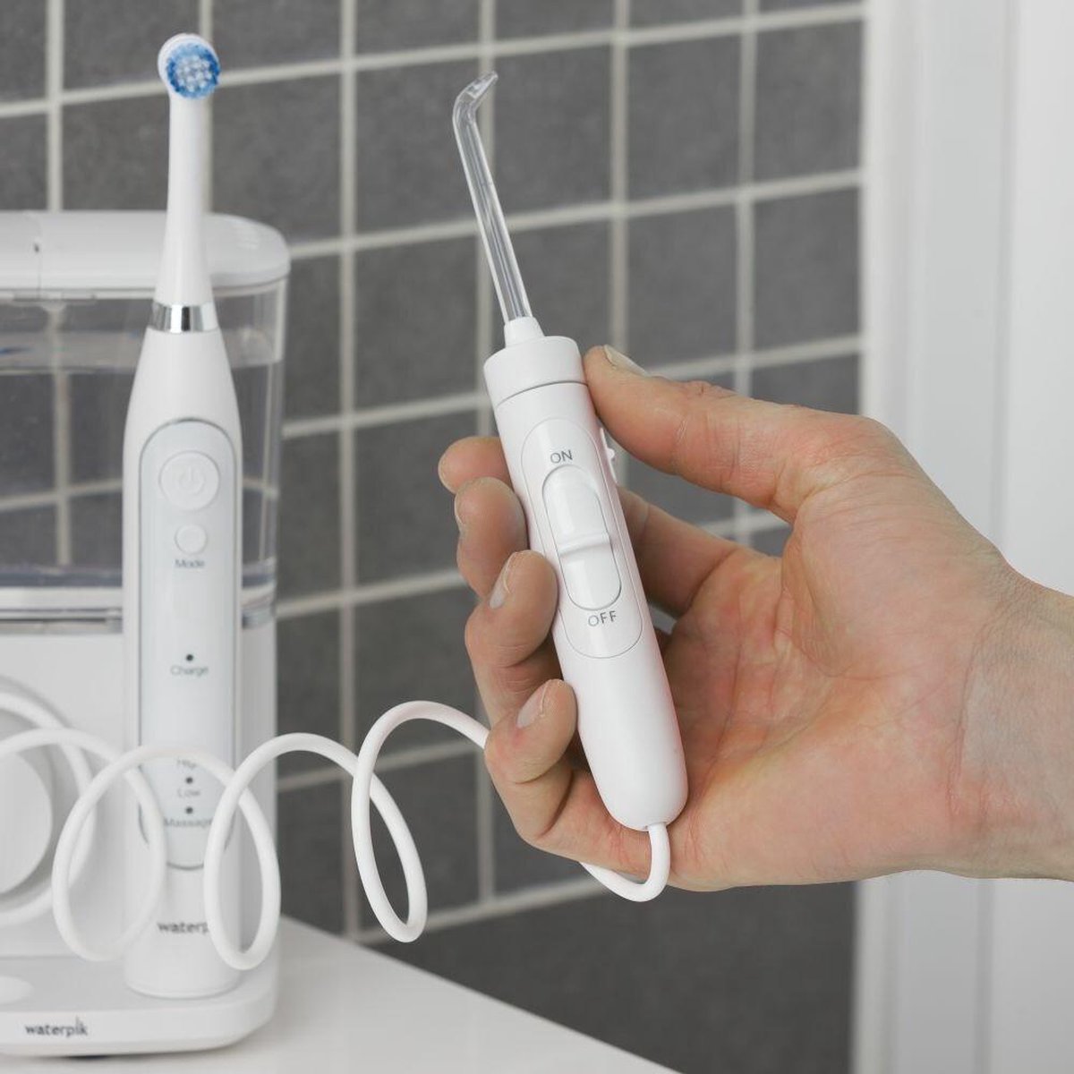 klinker betalen procent Complete Care 9.5 - Elektrische tandenborstel en flosapparaat | bol.com