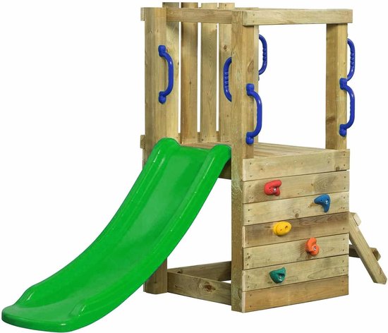 Houten speeltoestel met groene glijbaan, blauwe handgrepen en gekleurde klimstenen.