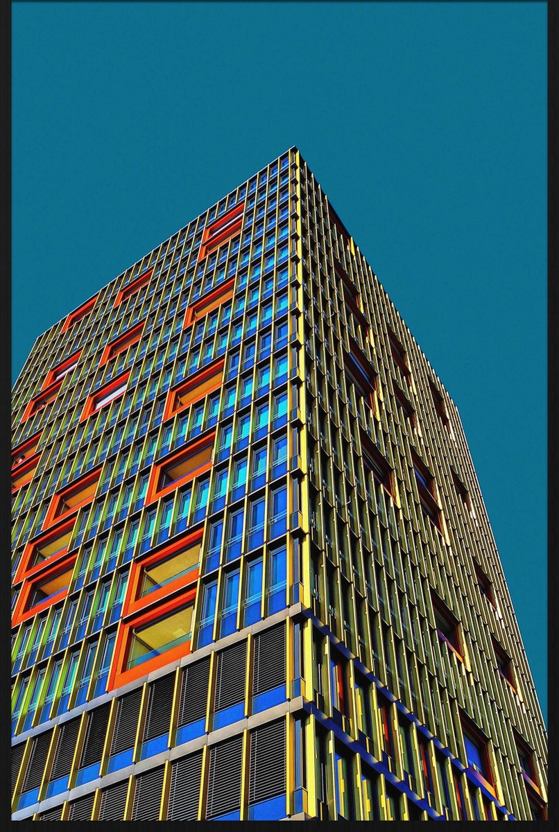 Schilderij - gebouw - Collectie rhythm of the city - Forex met zwarte lijst - 98x148cm