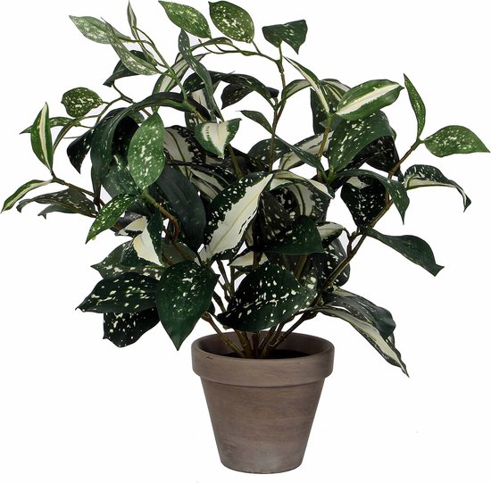 Groene kunstplant met witte spikkels en bladeren, in een grijze pot.