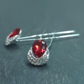 Zilverkleurige Hairpins – Rode Kristal - Diamantjes - 2 stuks