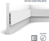 Encadrement de porte Orac Decor DX163-2300-RAL9003 AXXENT SQUARE Moulure décorative Cimaise Plinthe design moderne blanc 2,3 m