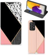 Bookcase Hoesje Geschikt voor Samsung Galaxy A72 (5G/4G) Smart Cover Black Pink Shapes