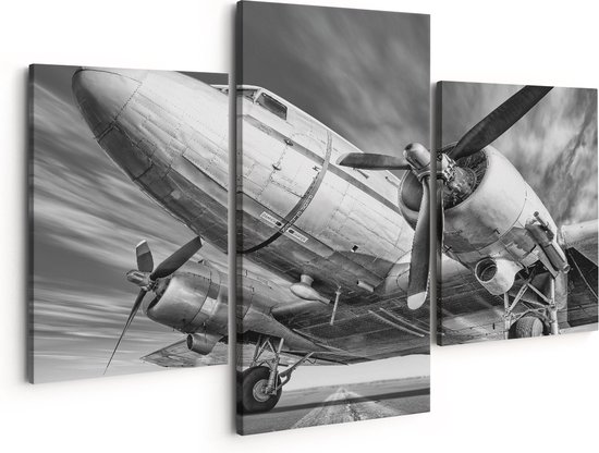 Artaza Canvas Schilderij Drieluik Oud Vliegtuig Op De Landingsbaan - 150x120 - Groot - Foto Op Canvas - Canvas Print