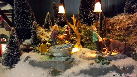 Lemax Time For A Scrub