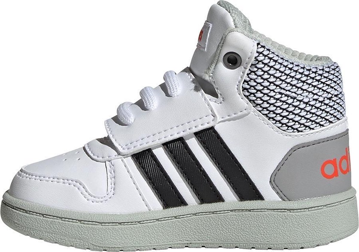 adidas hoops 22