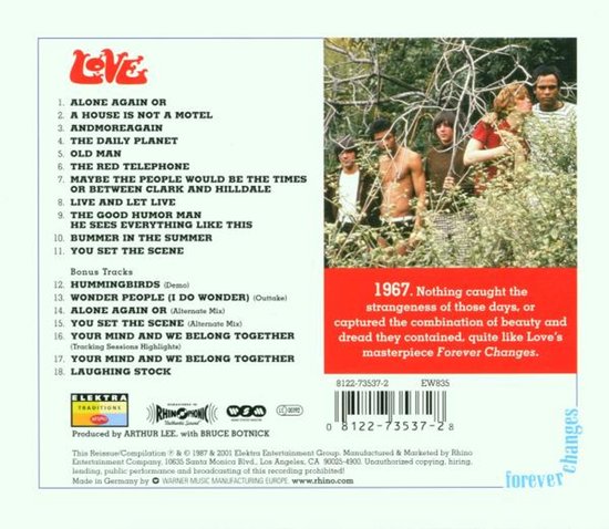 Achterkant van een albumhoes met tracklist en een foto van een groep jonge mensen die een tennisveld bijwonen.