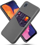 Voor Samsung Galaxy A10e Doek Textuur PC + PU lederen achterkant Schokbestendig hoesje met kaartsleuf (grijs)