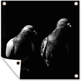 Tuindoek Twee prachtige duiven op een zwarte achtergrond - zwart wit - 100x100 cm
