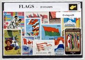 Vlaggen – Luxe postzegel pakket (A6 formaat) : collectie van 25 verschillende postzegels van vlaggen – kan als ansichtkaart in een A6 envelop - authentiek cadeau - kado - geschenk