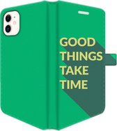 Apple iPhone 12 Hoesje - Portemonneehoesje  - Met pasjeshouder - Met Quote - Good Things - Groen