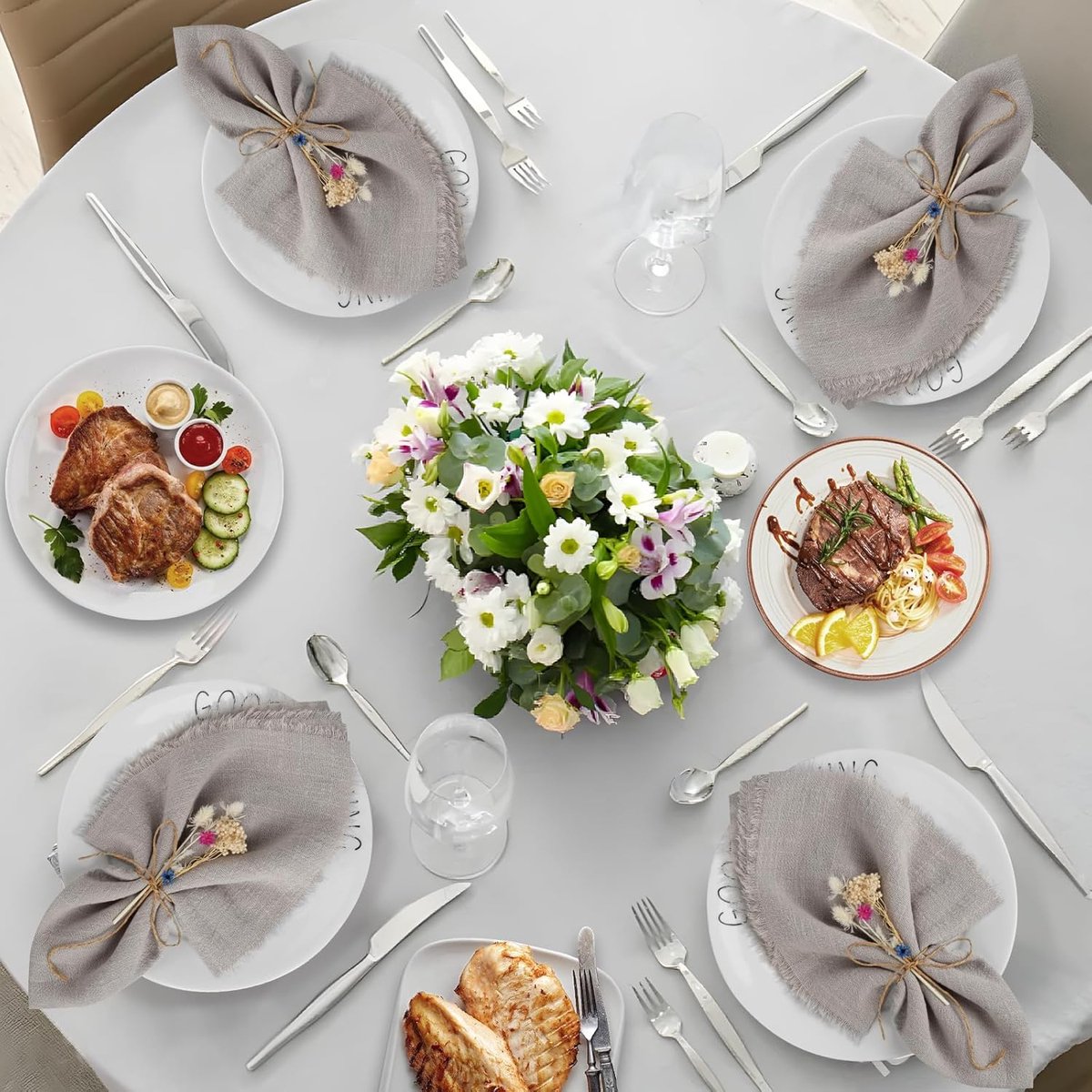 12 stuks stoffen servetten, mousseline theedoeken, tafeldecoratie, servetten, bruiloft, verjaardag, linnen servetten, perfect voor feestjes, thuis, cafés, restaurants en hotels, 42 x 42 cm, grijs-wit 12 stuks stoffen servetten, mousseline theedoeken, tafeldecoratie, servetten, bruiloft, verjaardag, linnen servetten, perfect voor feestjes, thuis, cafés, restaurants en hotels, 42 x 42 cm, grijs-wit