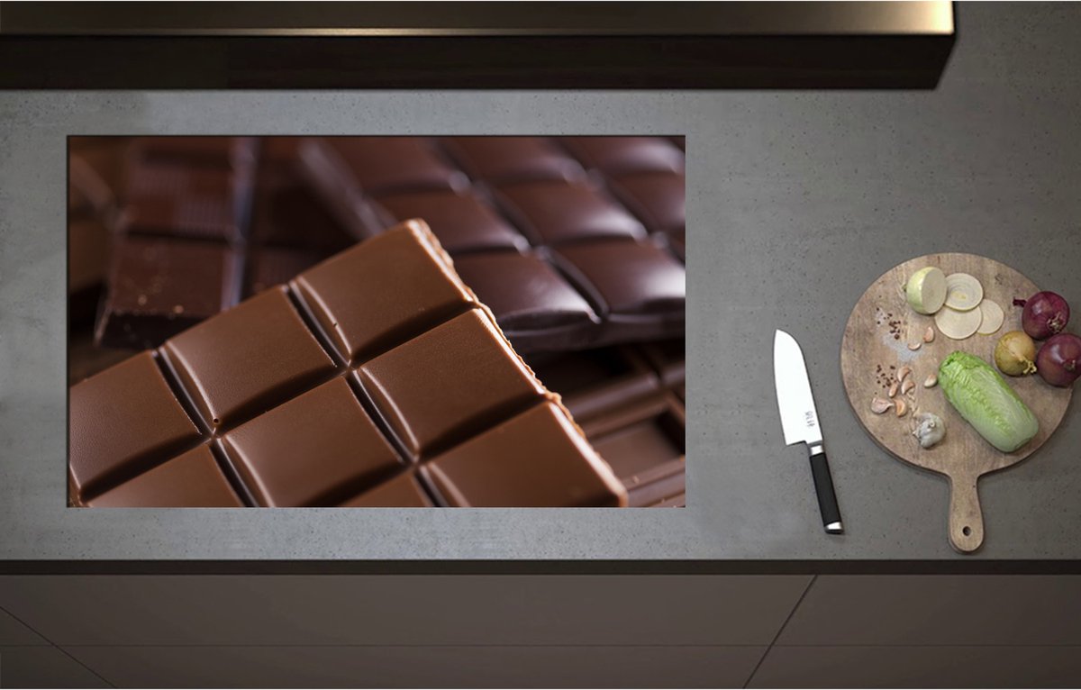 Inductieplaat Beschermer - Brokken van Verschillende Smaken Chocolade - 85x52 cm - 2 mm Dik - Inductie Beschermer - Bescherming Inductiekookplaat - Kookplaat Beschermer van Zwart Vinyl